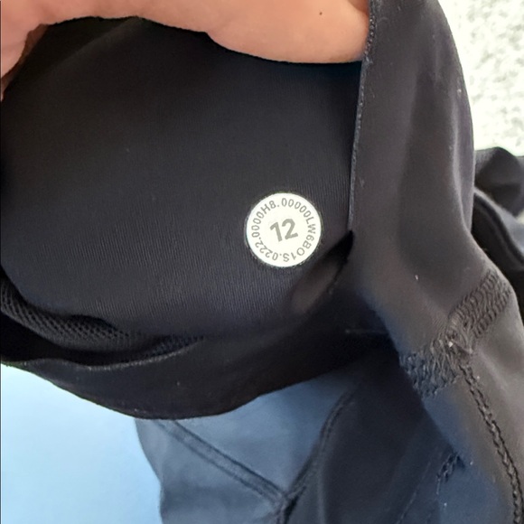Lululemon black base pace leggings sz 12 - Picture 3 of 8